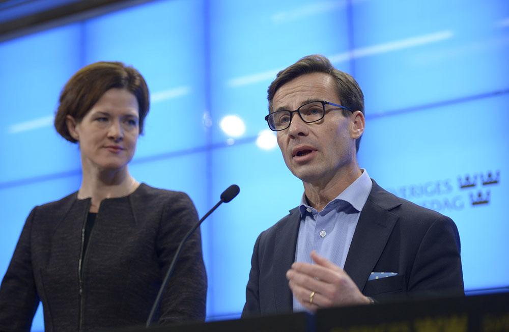 Anna Kinberg Batra och Ulf Kristersson presenterade Moderaternas skuggbudget.