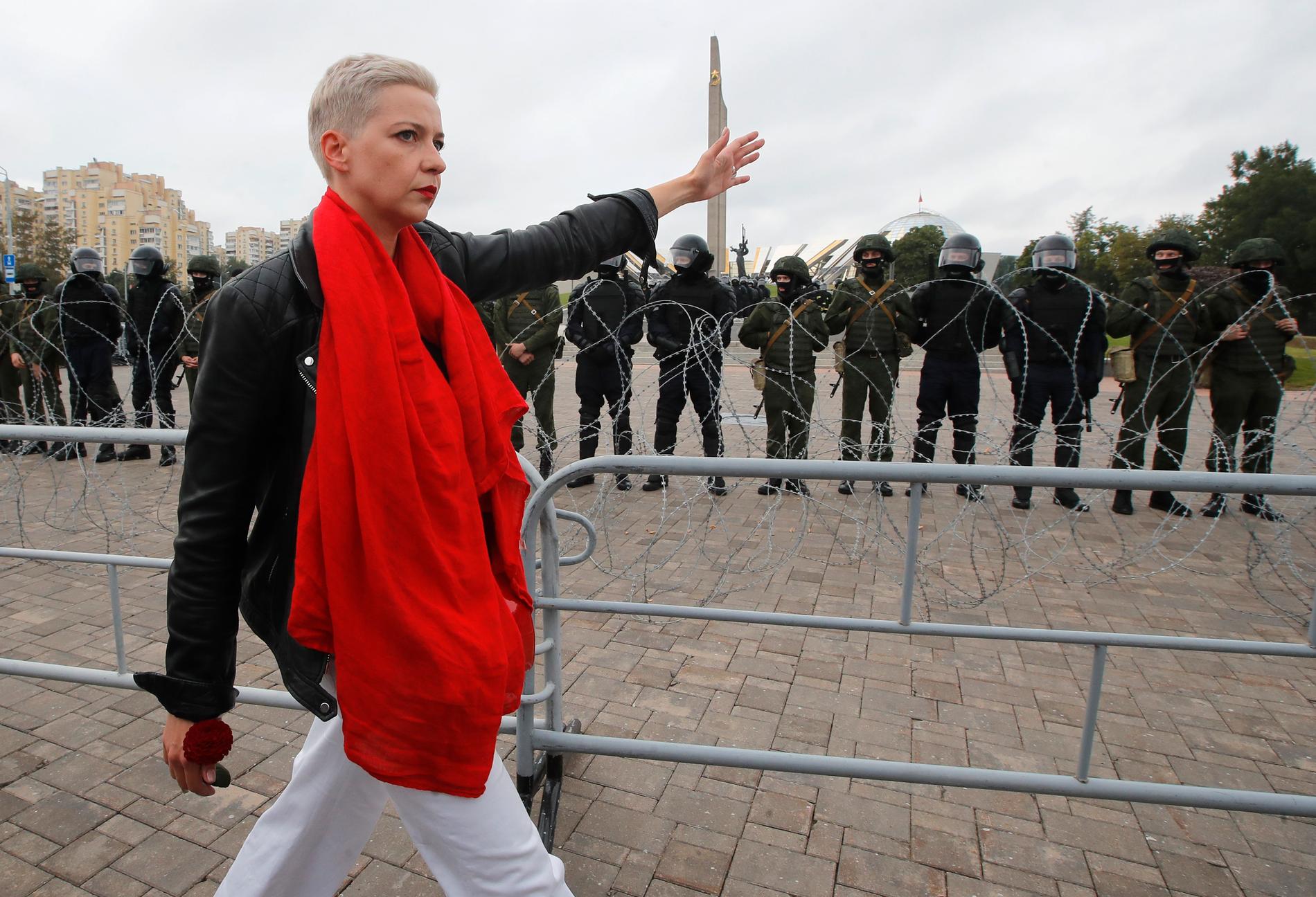 Maria Kolesnikova under protester i Minsk i augusti. Arkivbild.