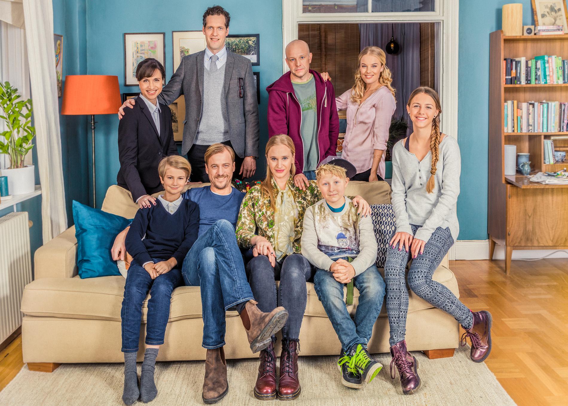 Skådespelarna i ”Bonusfamiljen” vill göra fler säsonger av serien. 