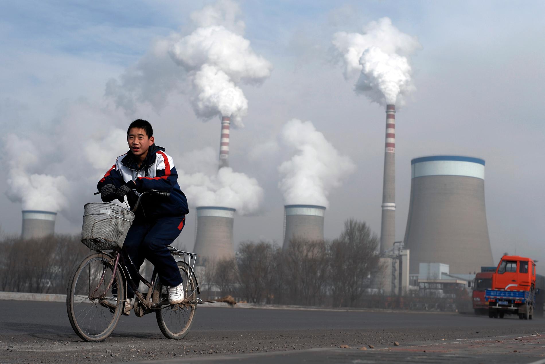 De två värsta utsläpparna USA och Kina ökade båda sina klimatavtryck under förra året.