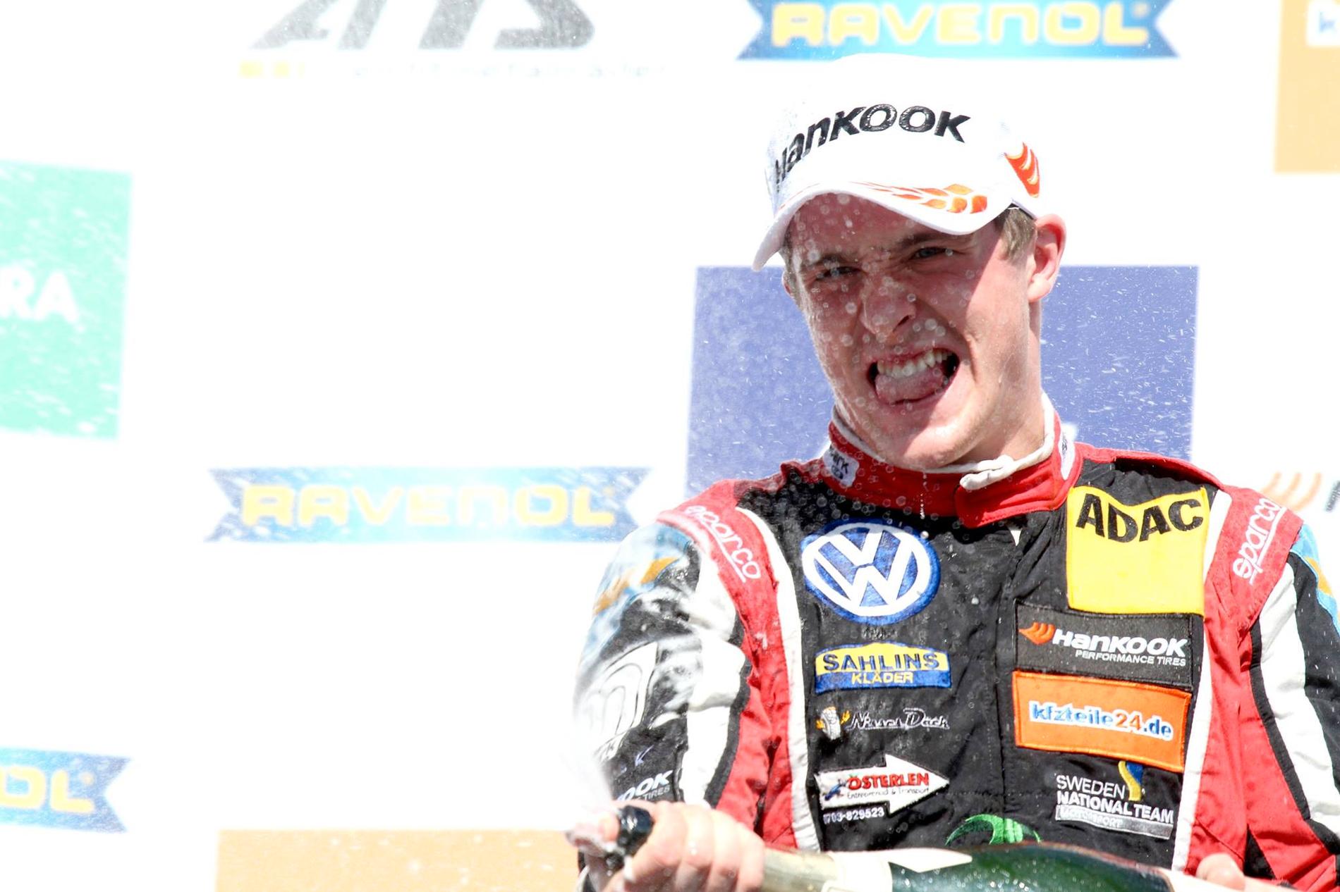 Joel Eriksson näste svensk i Race of Champions