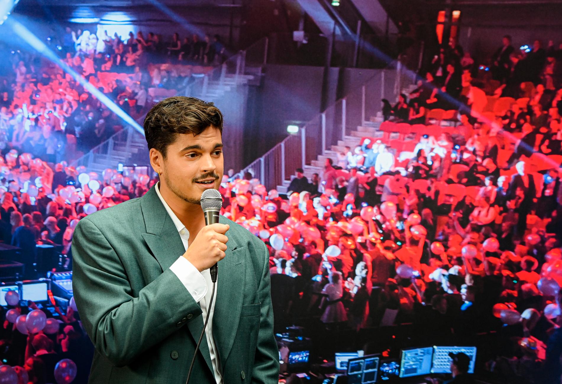 Oscar Zia programleder Melodifestivalen 2022.