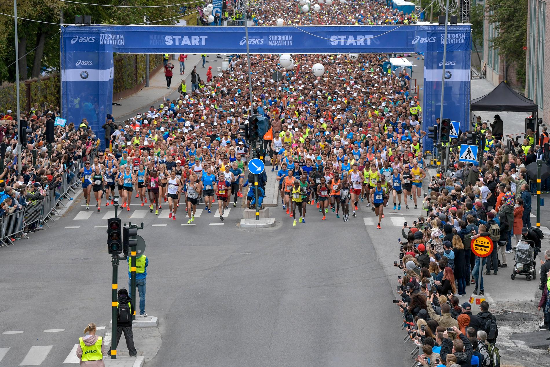 Starten av Stockholm marathon i fjol. Men blir det något lopp i år?