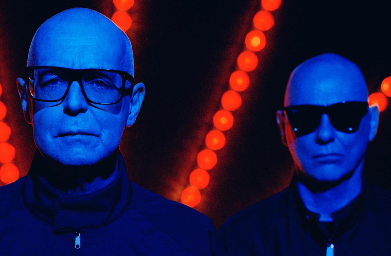 Neil Tennant och Chris Lowe i Pet Shop Boys firar fyra decennier på skiva med att ge ut en ny.