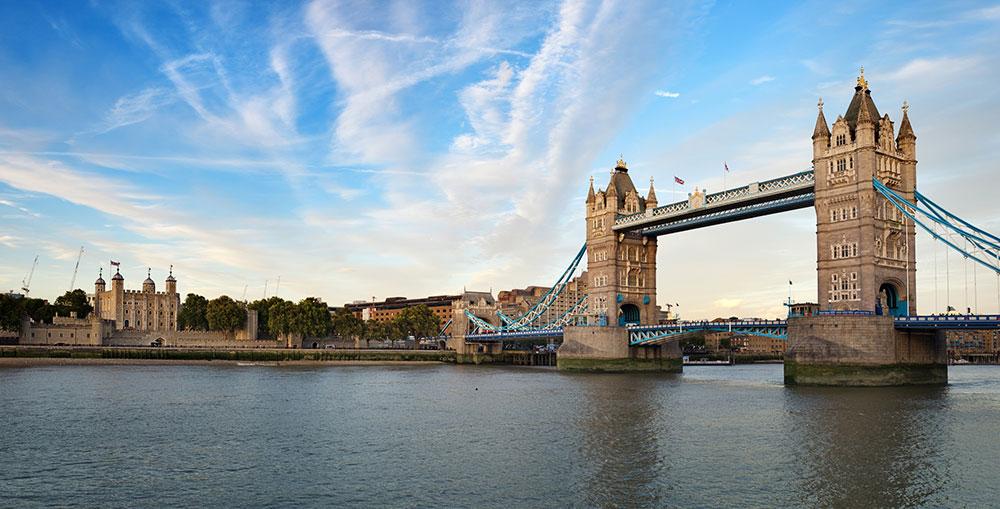 Tower of London och London Bridge är två ”måsten” när man är i London. 