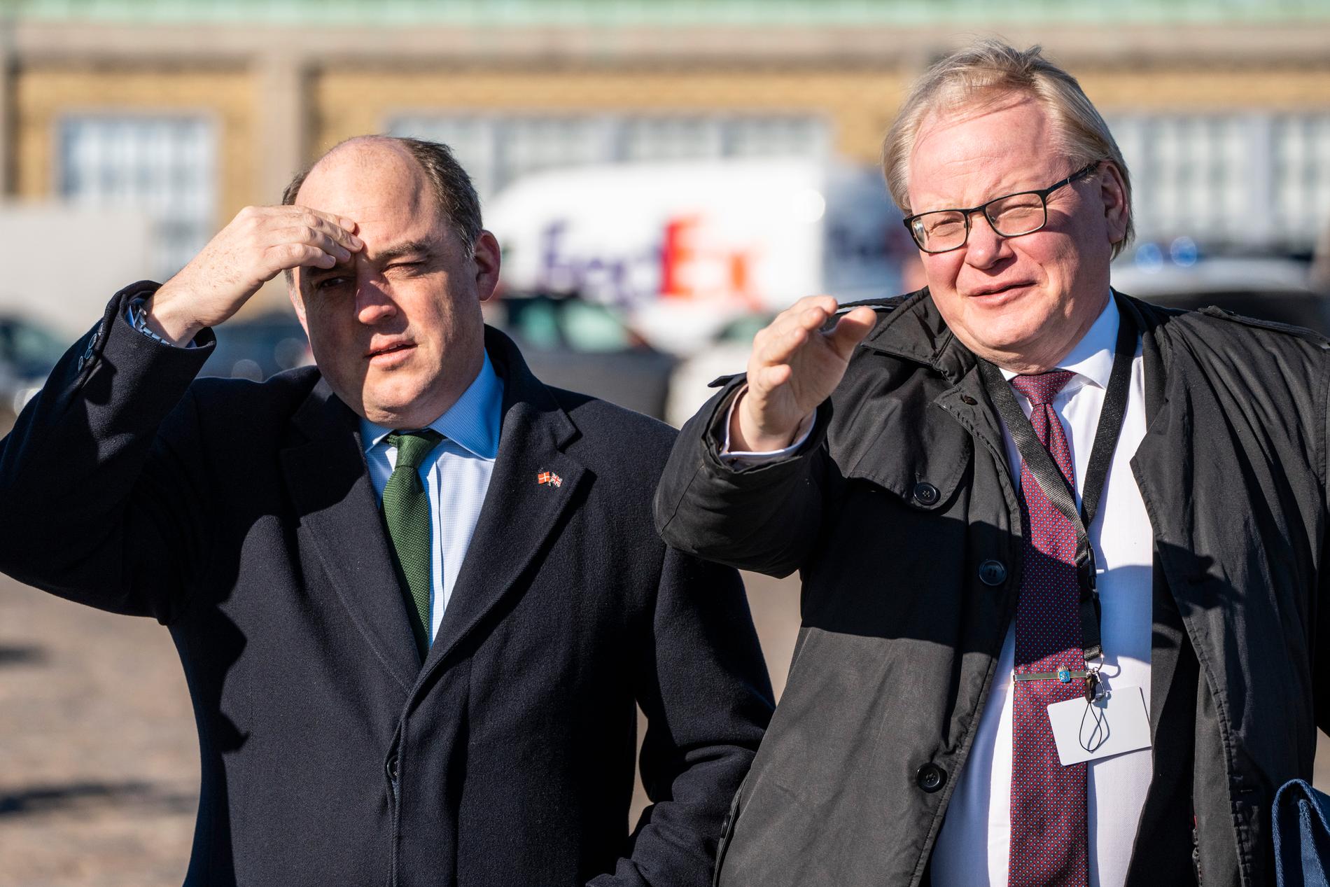 Sveriges försvarsminister Peter Hultqvist och Storbritanniens försvarsminister Ben Wallace.