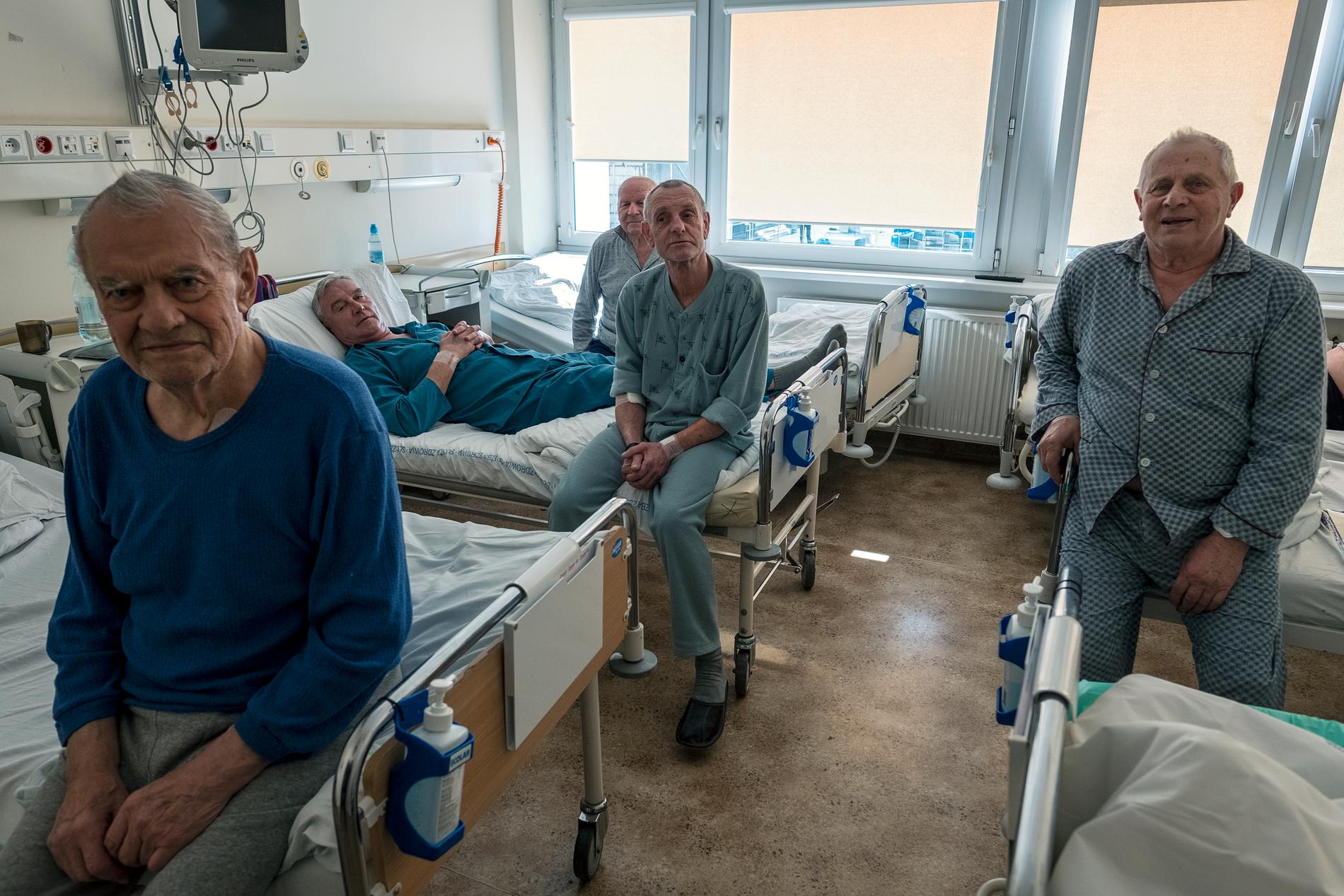 Patienter på det gamla sjukhuset i Torun.