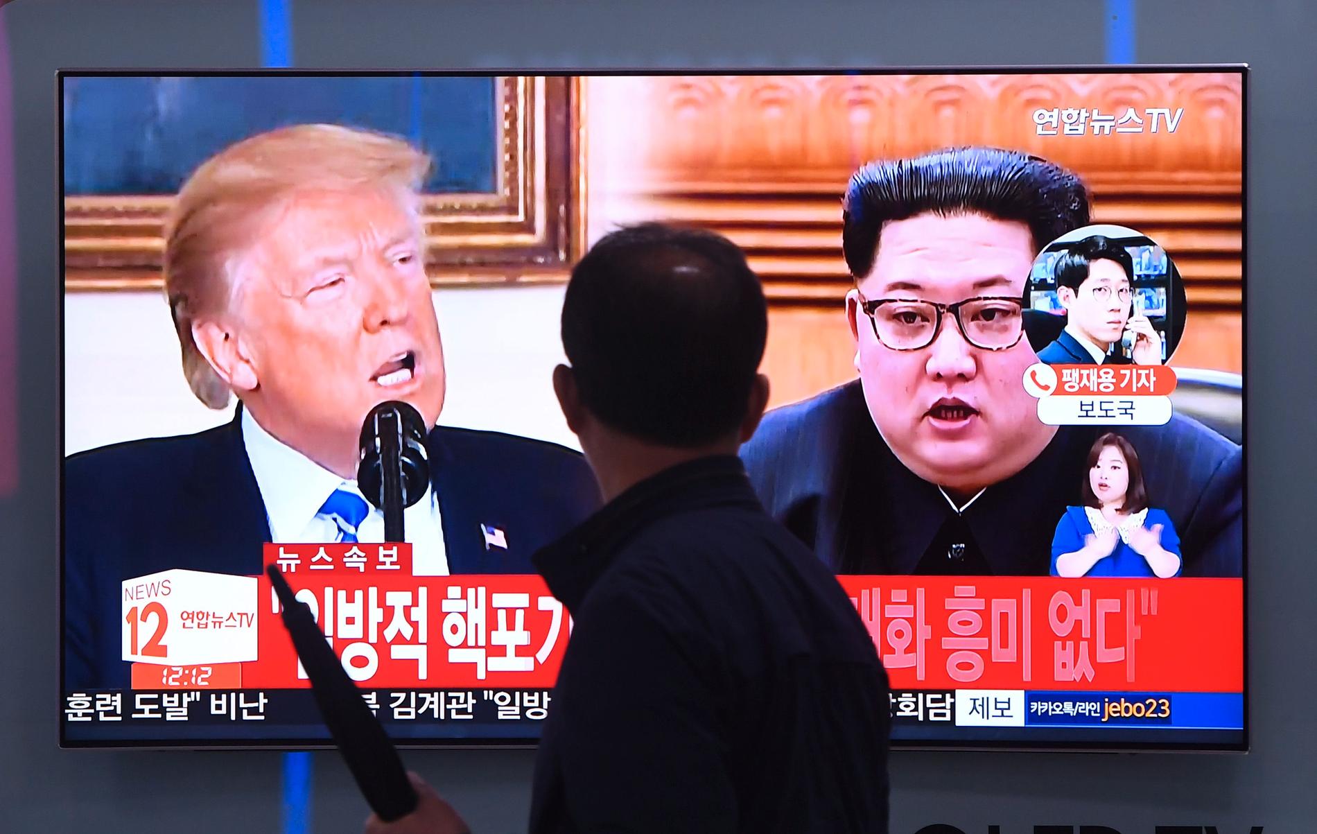 På torsdagen meddelade Trump att det inte blir något möte med Nordkorea. Nu öppnar han för ett möte. 