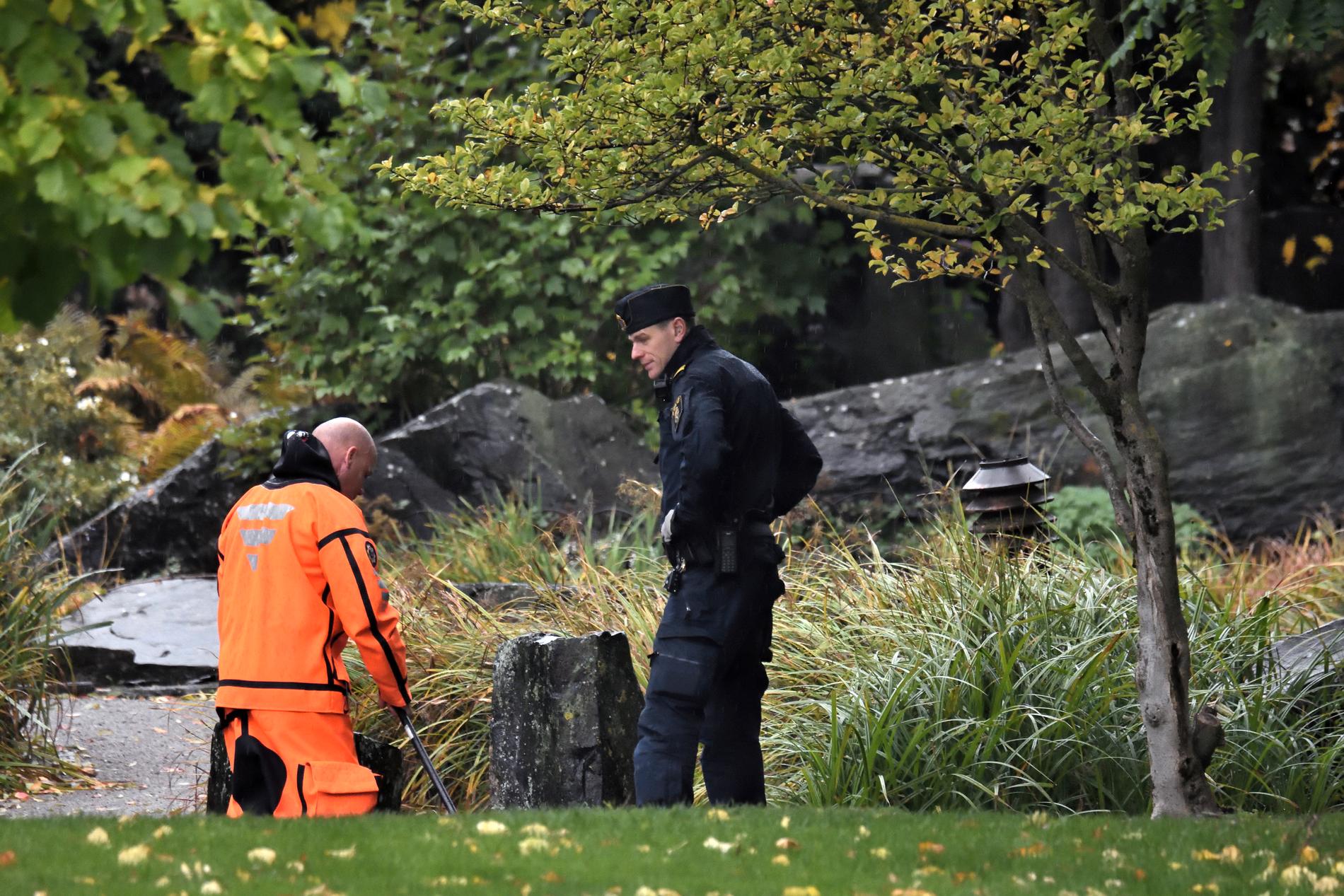 Den 97-åriga kvinnan försvann i fredags och vid Svartåns kant hittades hennes rollator övergiven.