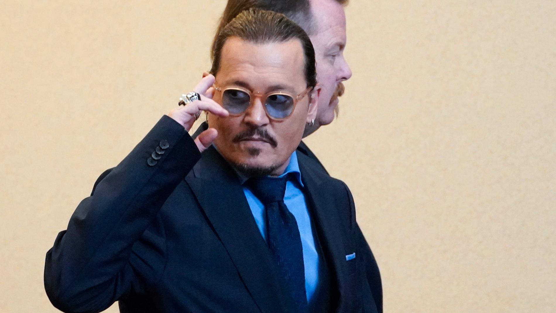 Johnny Depp i rätten.