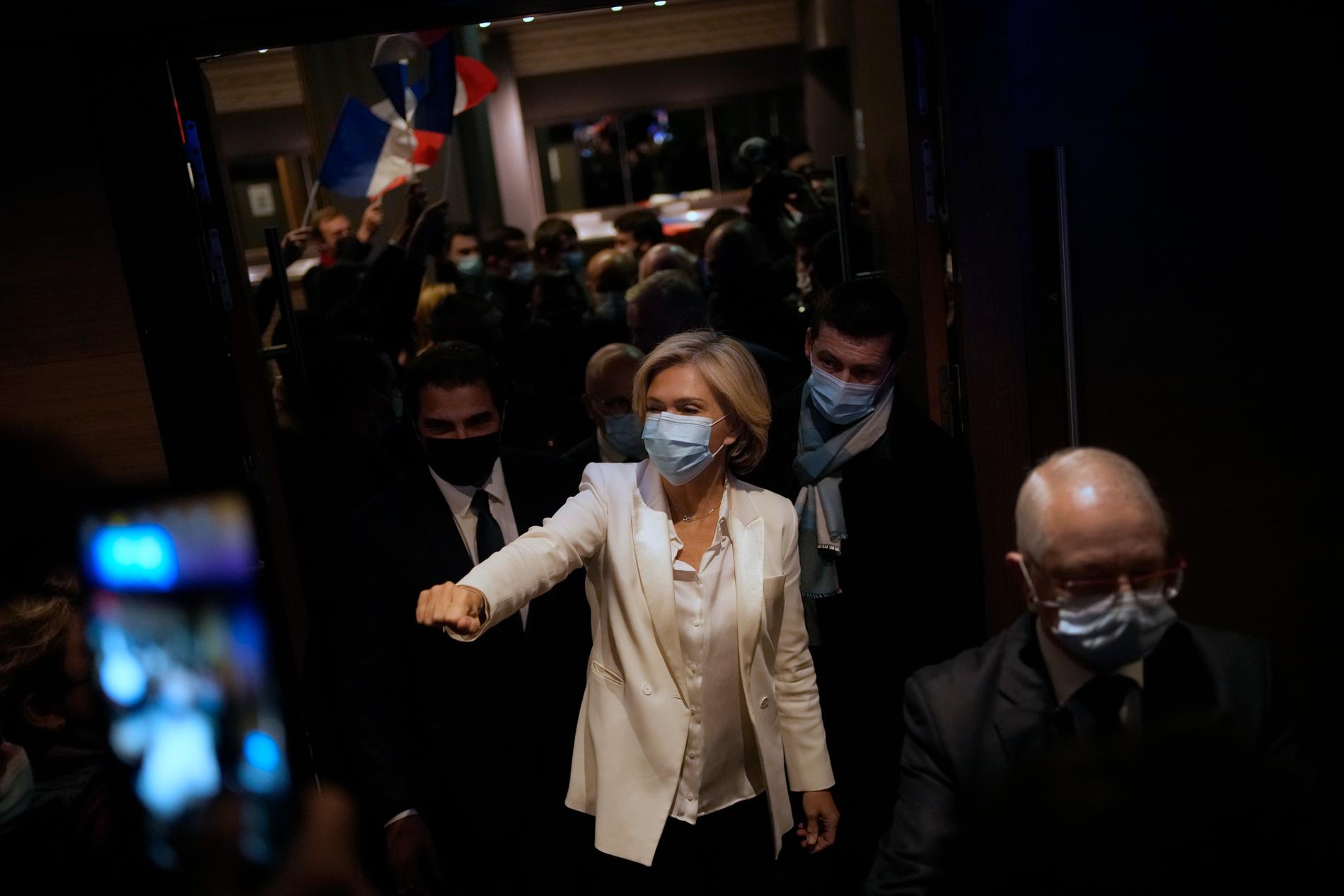 Valérie Pécresse, 54, har valts till det franska högerpartiet Republikanernas presidentkandidat. 