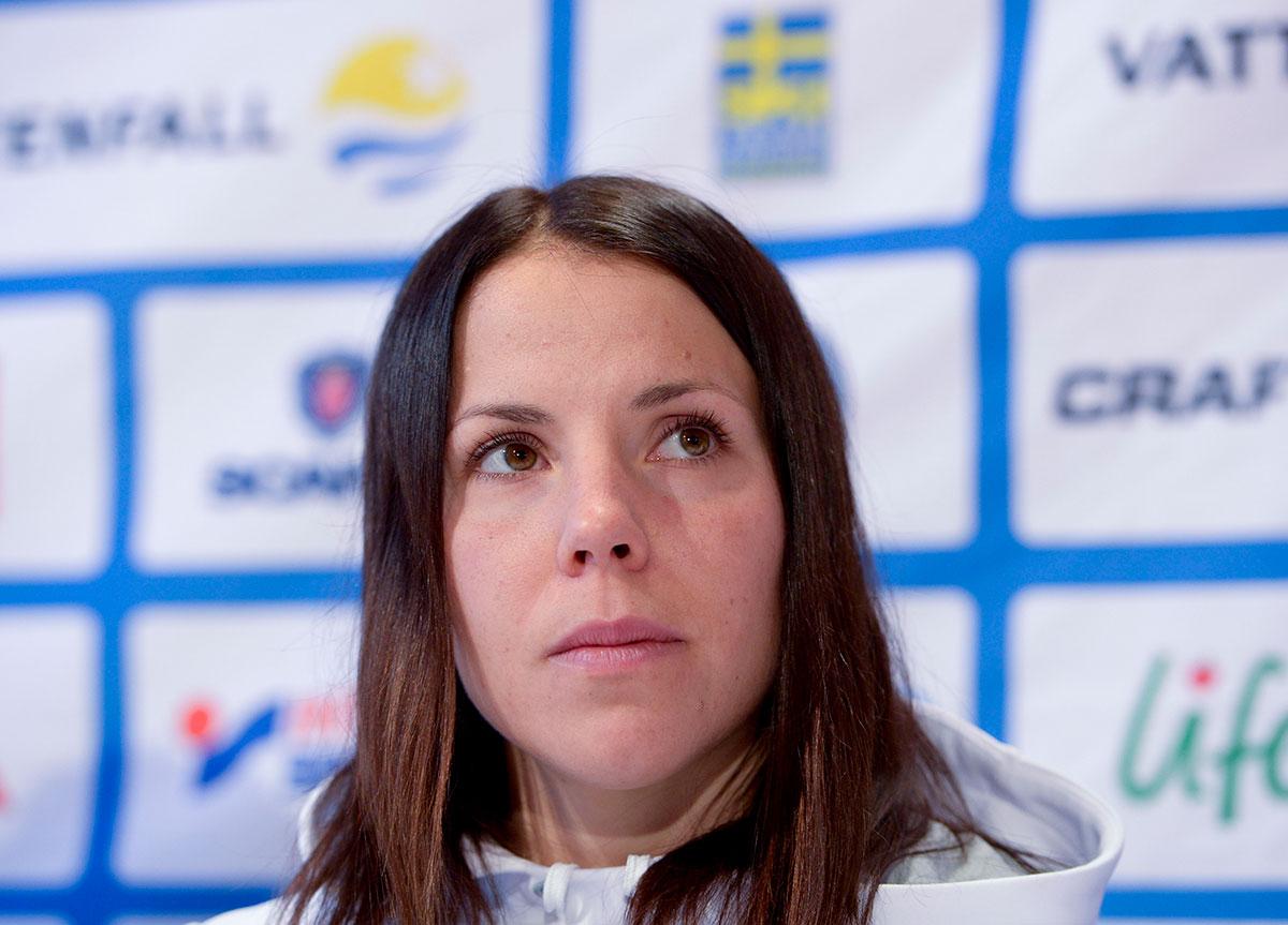 Charlotte Kalla står över tävlingarna i Lahtis.