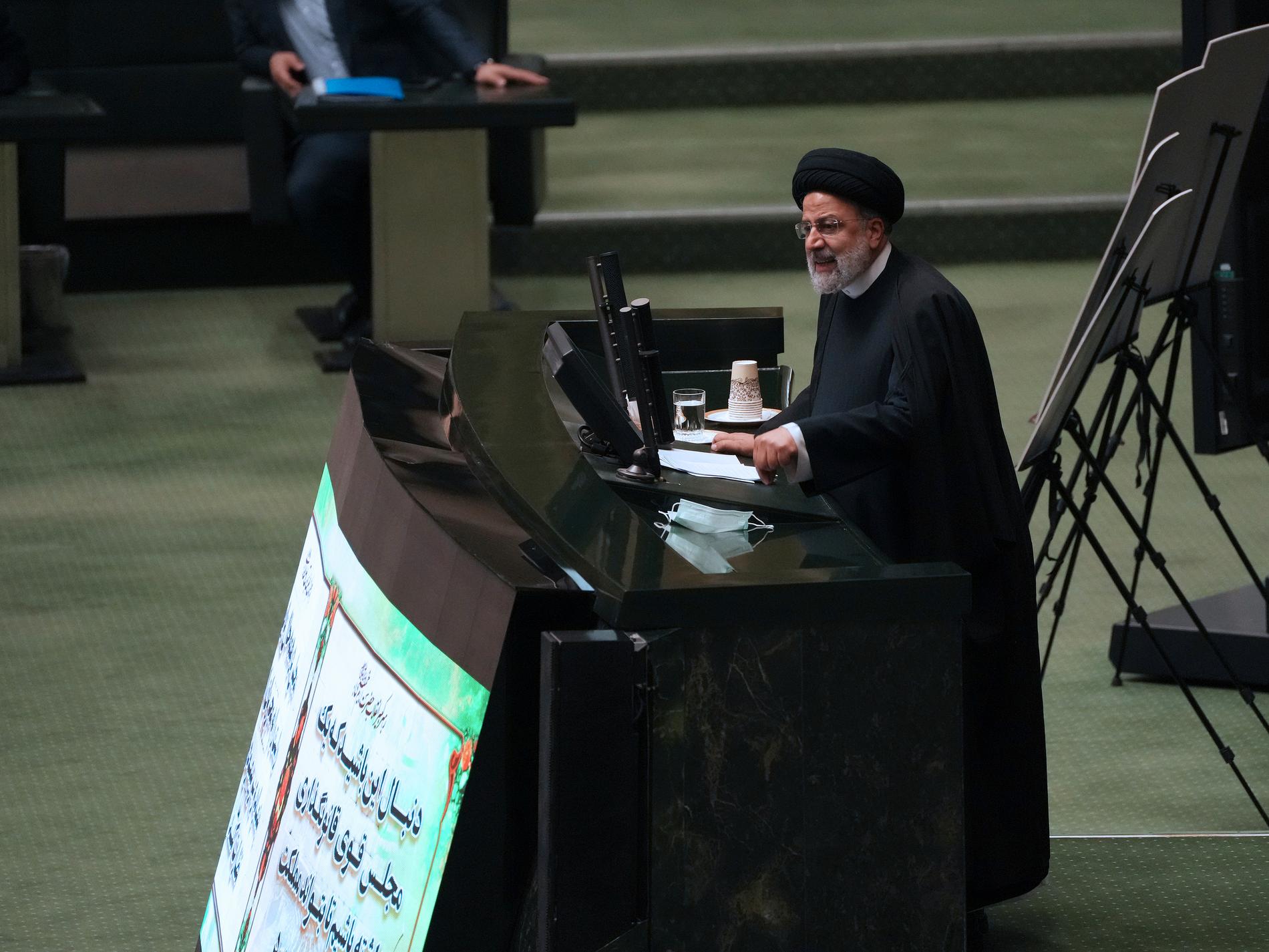 Irans ledare: "Tiotusentals" ska släppas