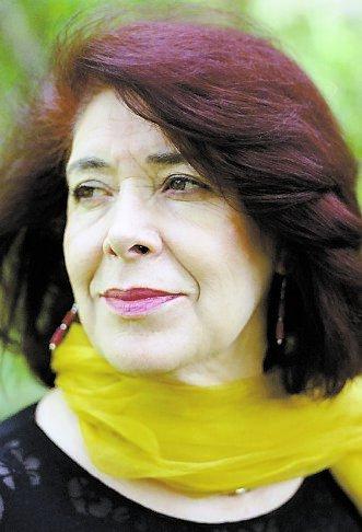 Den algeriska författaren Assia Djebar (född 1936) nämns ofta som kandidat till Nobelpriset.