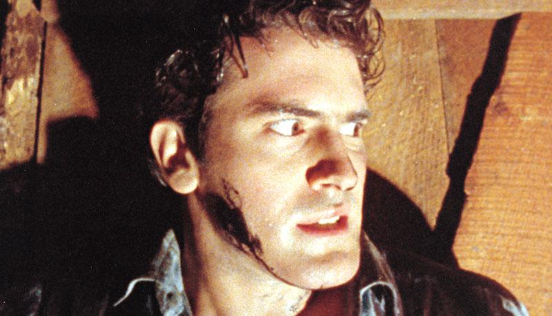 Bruce Campbell i "Evil dead" när det begav sig.