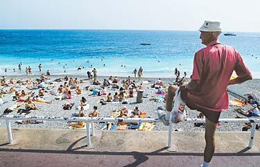 Engelsmännen har alltid gillat Nice. Det var också de som på 1820-talet finansierade byggandet av strandpromenaden, därav namnet: Promenade des Anglais.