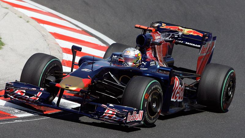 Nya regler Jaime Algersuari fick debutera i F1 utan att ha kört ett enda varv i en F1-bil. Nu ändrar FIA sina testregler. FOTO: AP