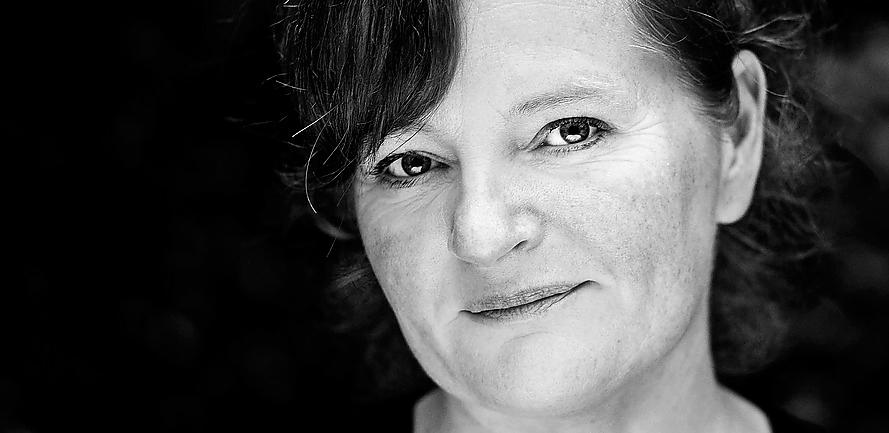 Den danska författaren Dorthe Nors, 
(f 1970) debuterade 2001 med ”Soul”. ”Blicken, pilen, filen” är hennes fjärde roman. Foto: Agnete Schlichtkrull