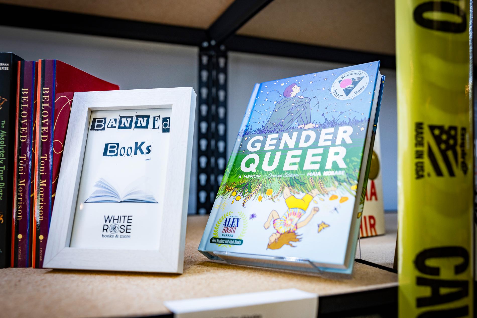  En kvinna tyckte inte att boken Gender Queer passade på skolbiblioteken.