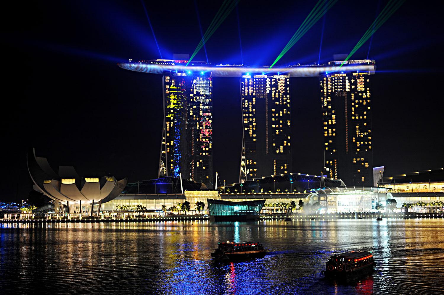 Marina Bay Sands hotel med sin spektakulära takpool.