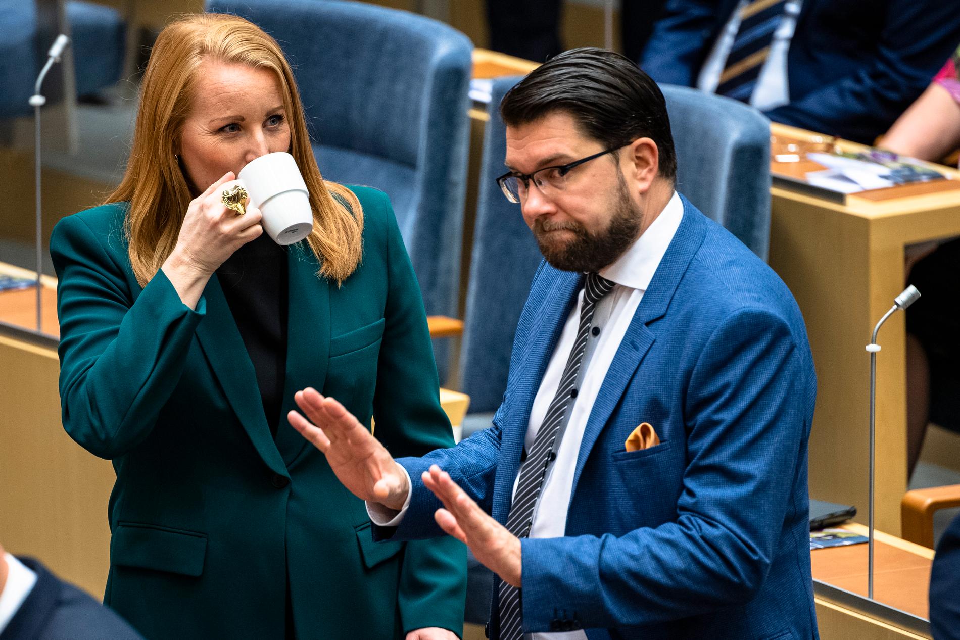 Både Annie Lööf och Jimmie Åkesson tappar i Aftonbladet/Demoskop.