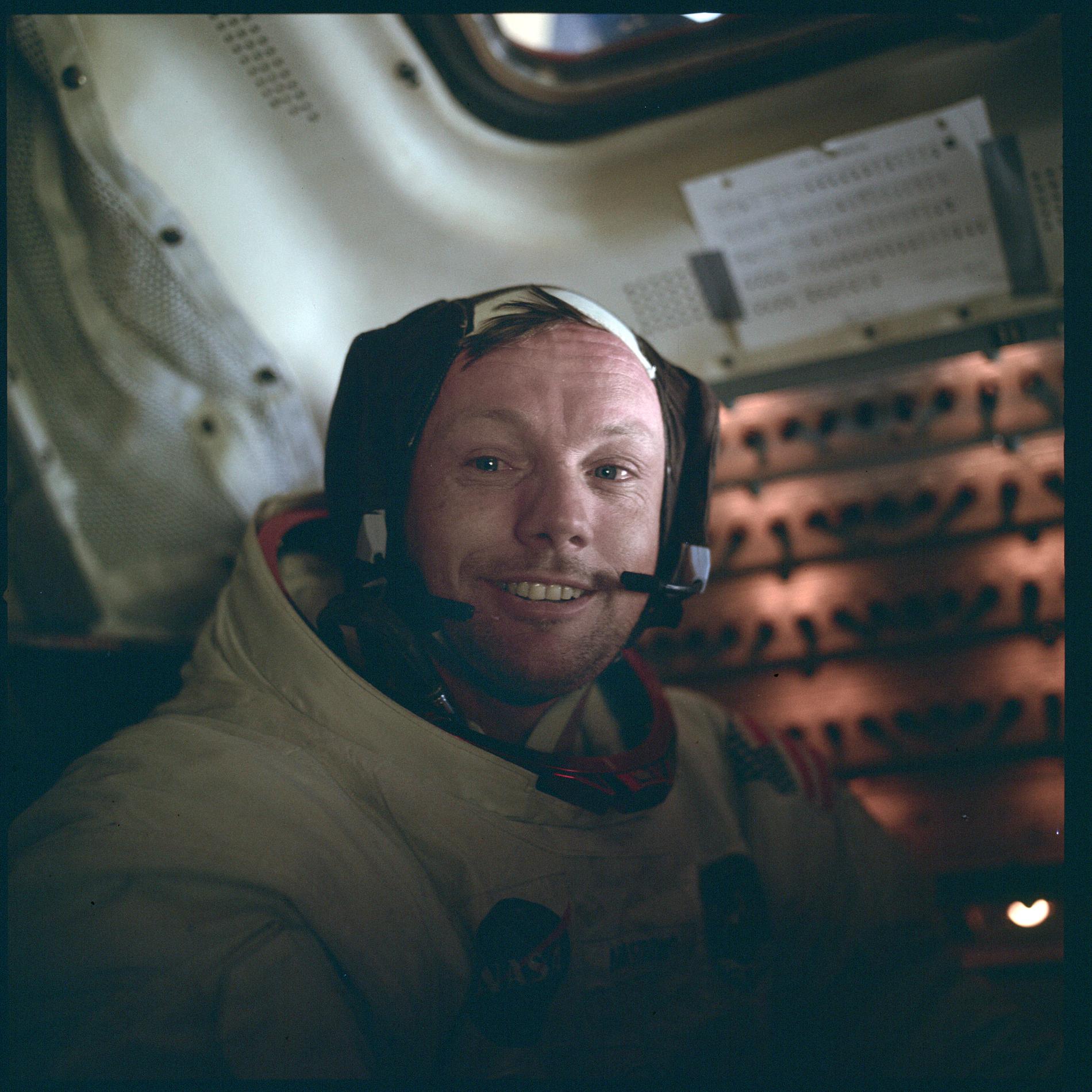 Neil Armstrong nöjd efter månbesök år 1969.