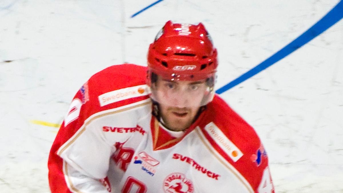 Sami Sandell satte ett mål och spelade fram till två när Troja vände mot Örebro.