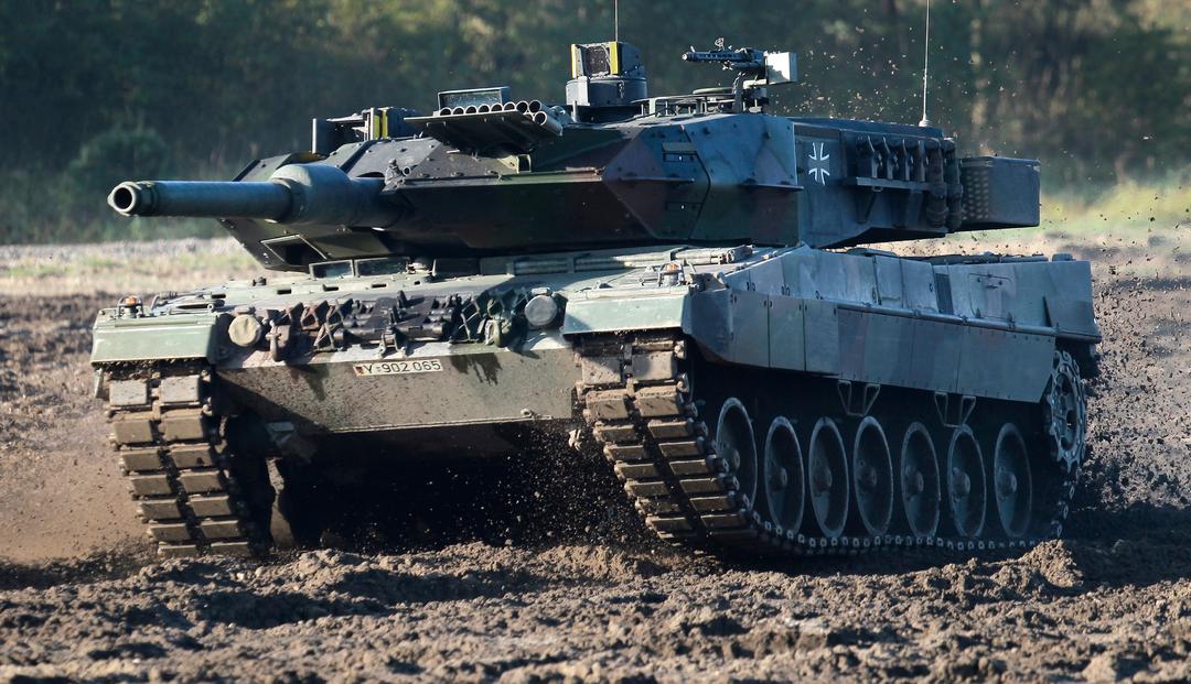 Leopard 2-stridsvagn.