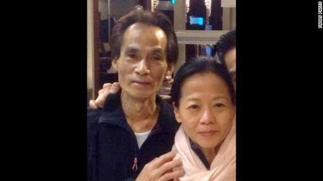 Jenny Loh och Shun Poh Fan, Nederländerna. Parets livsverk var den asiatiska restaurangen i Rotterdam. En vän till paret berättar hur de byggt upp verksamheten under 15-20 år.
Paret var på väg för att ha semester när planet sköts ned. Efter sig lämnar de den 30-årige sonen Kevin.