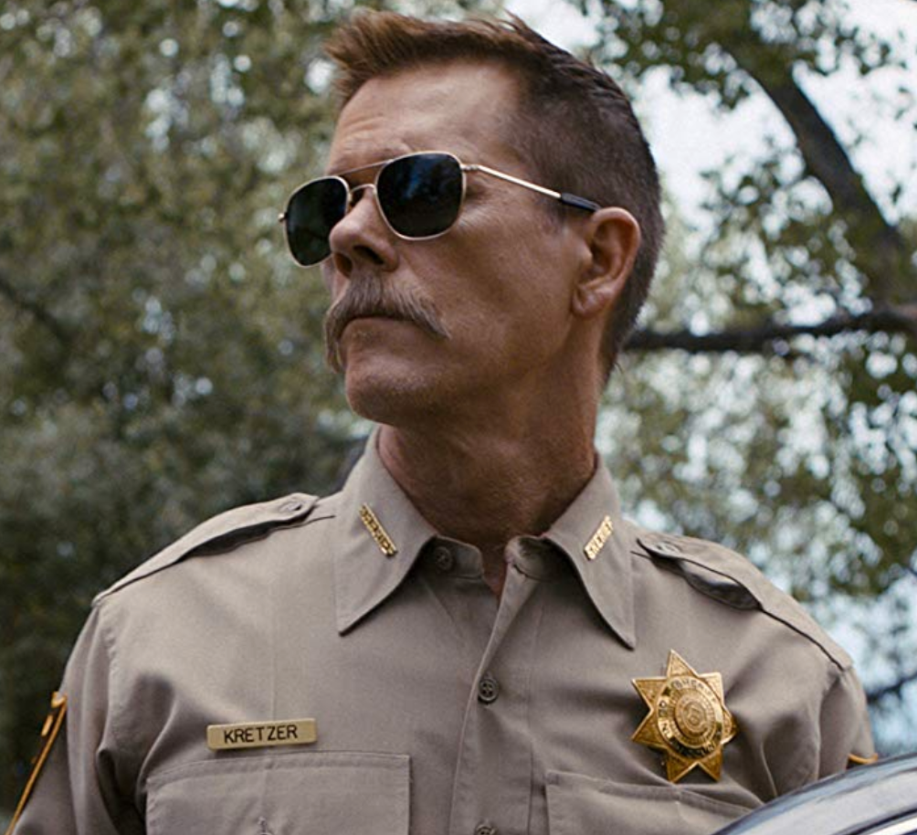 Kevin Bacon i ”Cop car”.