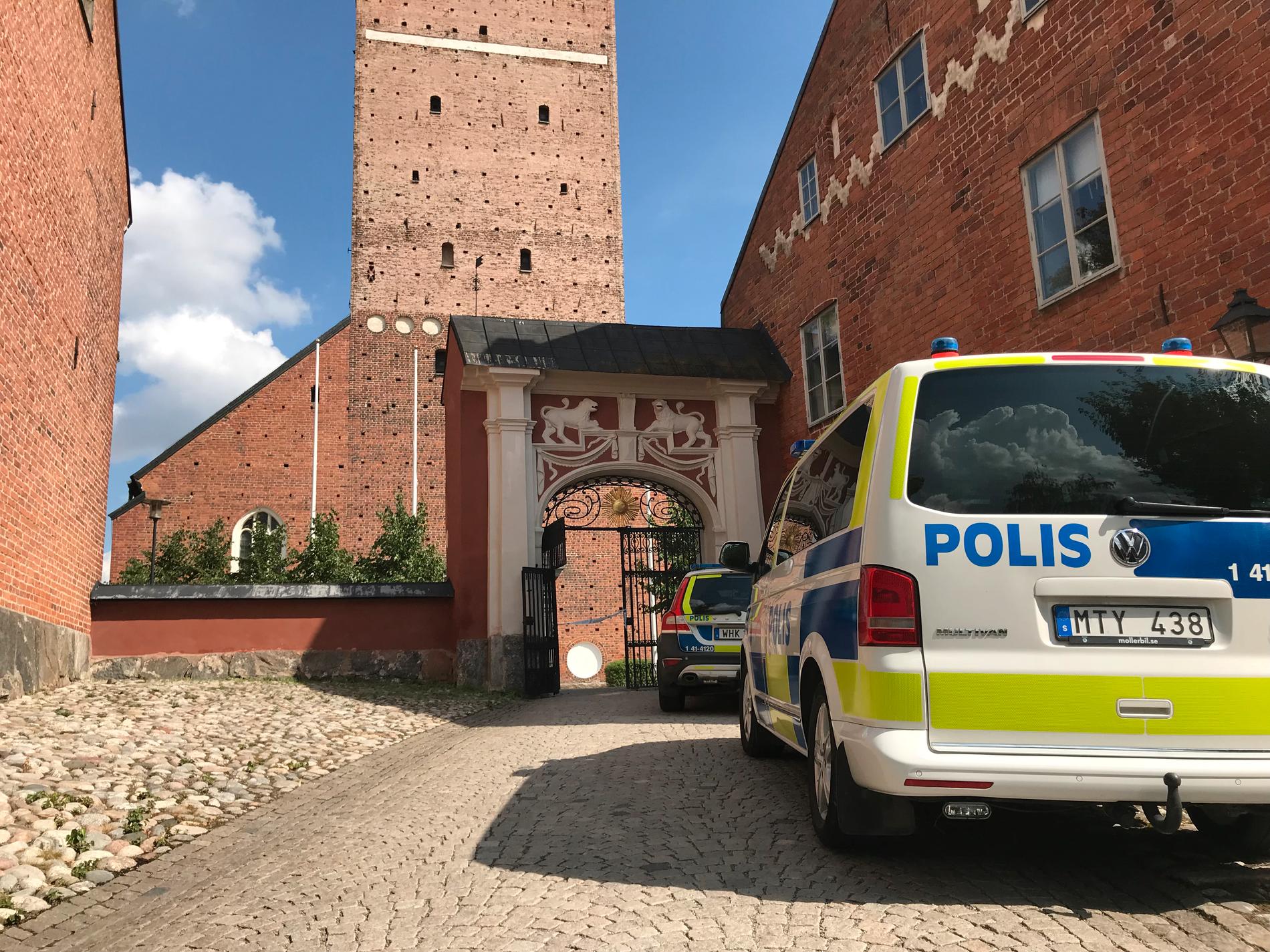 Domkyrkan i Strängnäs har utsatts för stöld.