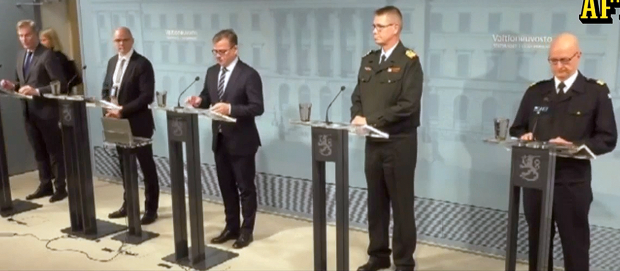Presskonferens i Helsingfors om säkerhetssituationen.