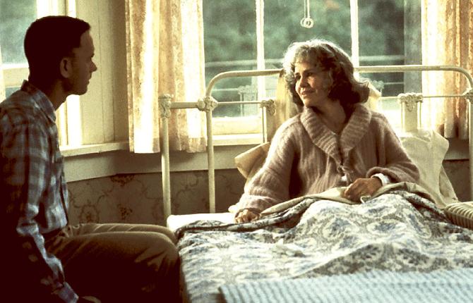 Sally Field spelade Tom Hanks flickvän i ”Punchline” 1988. Sex år senare gjorde hon rollen som hans mamma i ”Forrest Gump”.