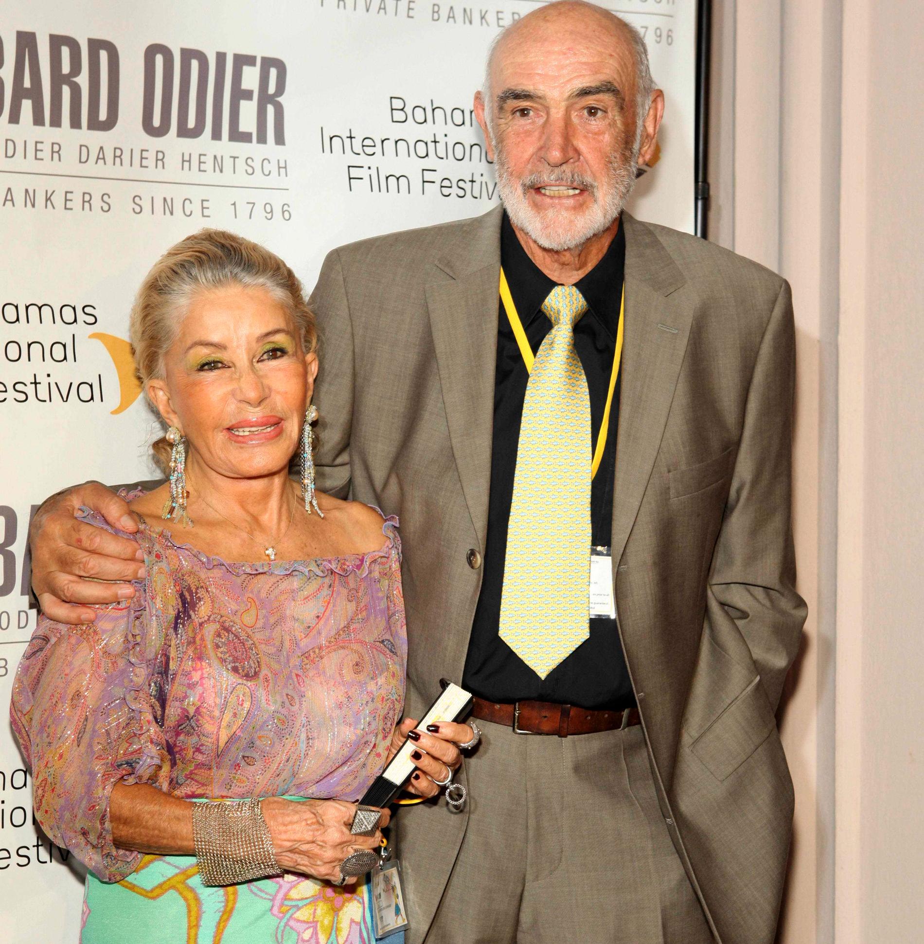 Micheline Roquebrune och Sean Connery 2009.