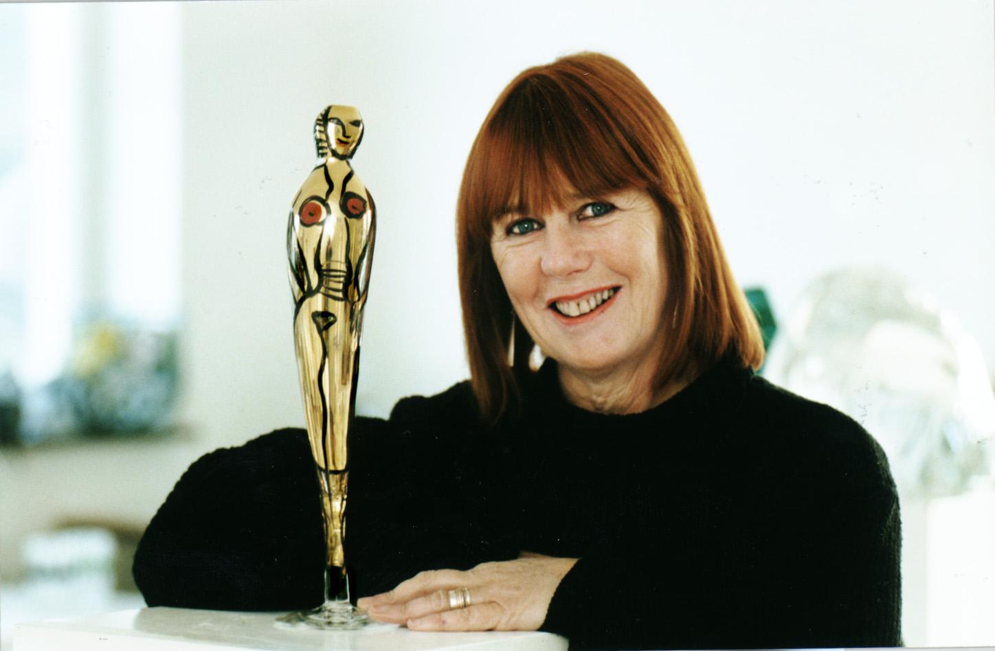 1997 presenterade Hydman Vallien sin egna Oscarstatyett, vid namn Oscarina.