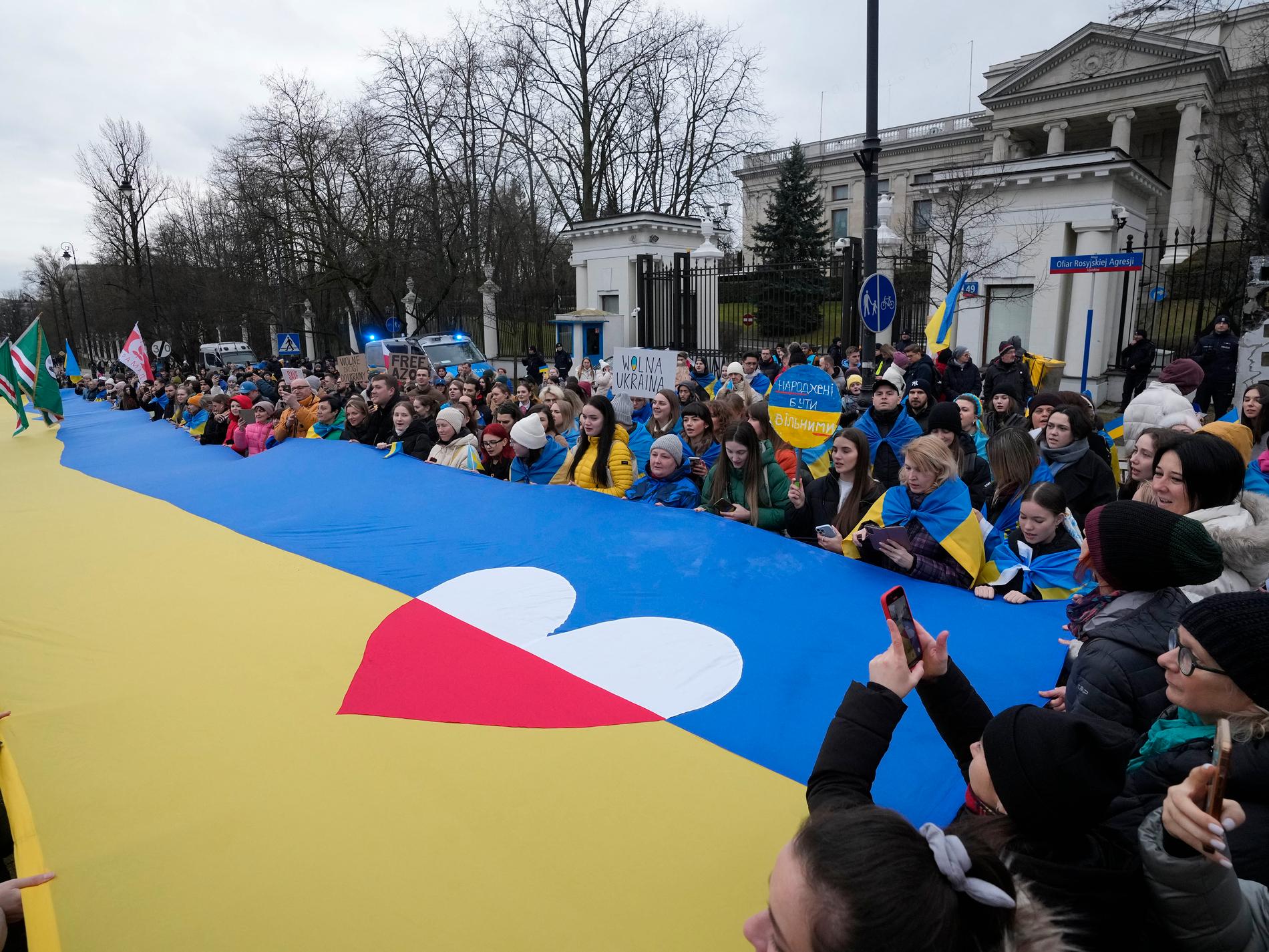 Polen: Kan skicka hem krigsföra ukrainare