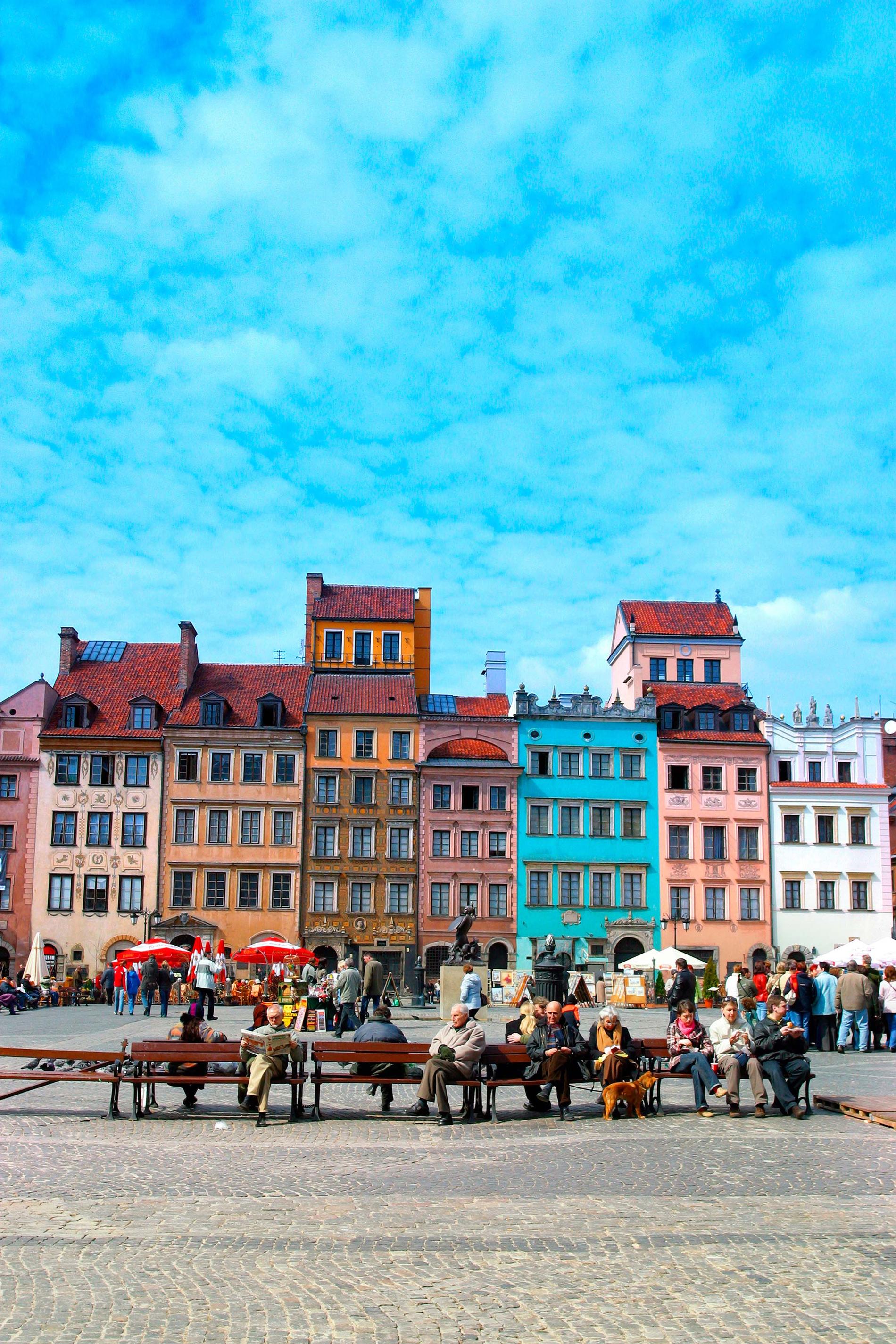 Prisvärda Warszawa har klättrat flest placeringar på listan. På bilden: Castle Square, Warszawa, Polen.