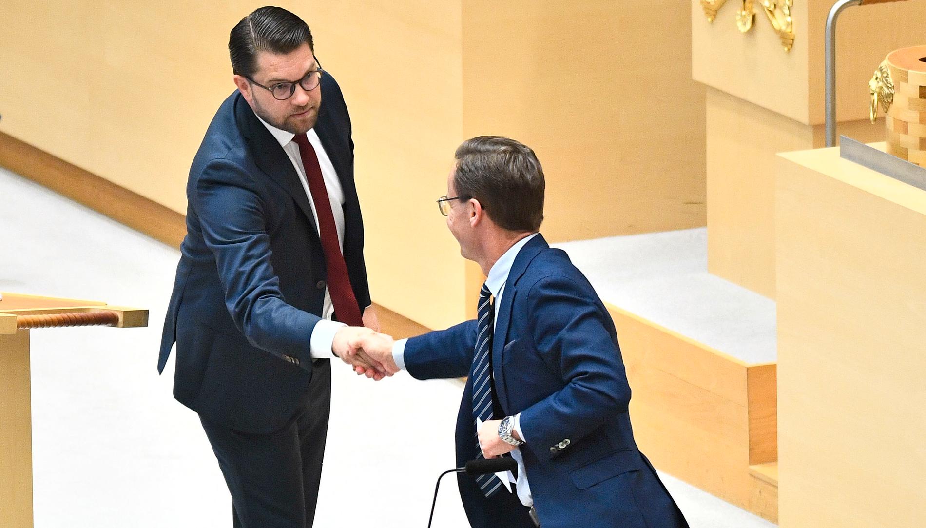 Ulf Kristersson och Jimmie Åkessons partier röstar nästan alltid likadant i riksdagen.