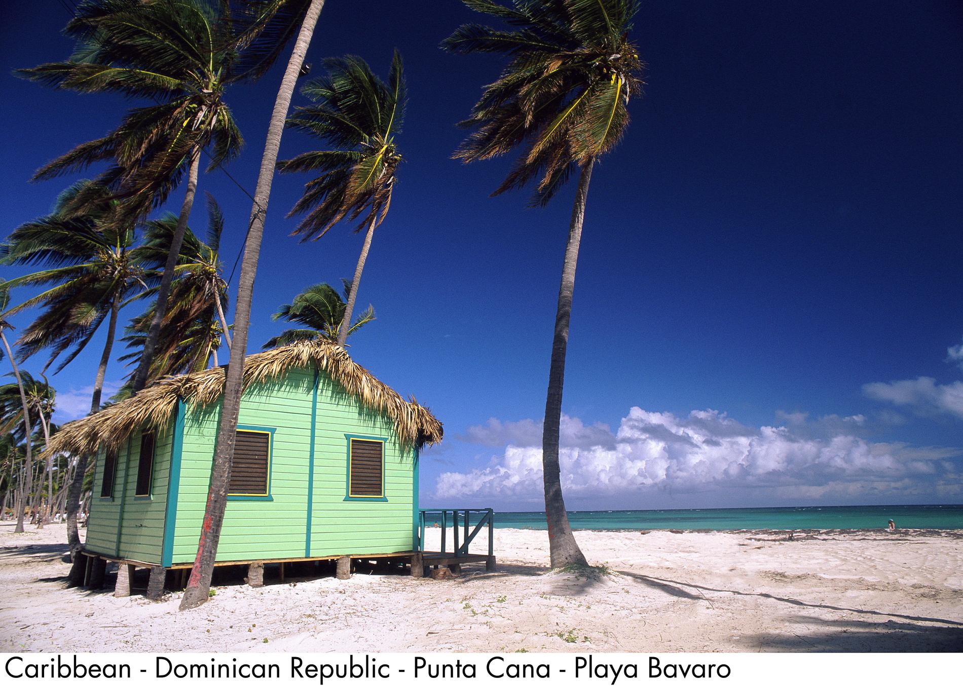 8. Punta Cana, Dominikanska Republiken Punta Cana ligger i den östra delen av Dominikanska Republiken i Karibien. Här är det förbjudet att bygga direkt på stränderna, så det finns inga stora hotellanläggningar som skymmer sikten. Hit kan du åka charter med Apollo och Ving. Sök charter till Dominikanska Republiken