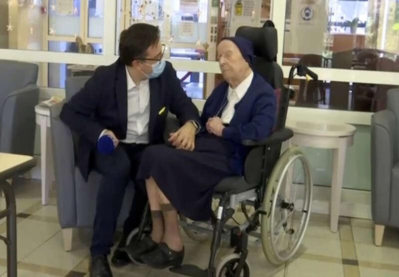 Syster Andre har överlevt covid-19, nu ska Europas äldsta levande person fira sin 117-årsdag.