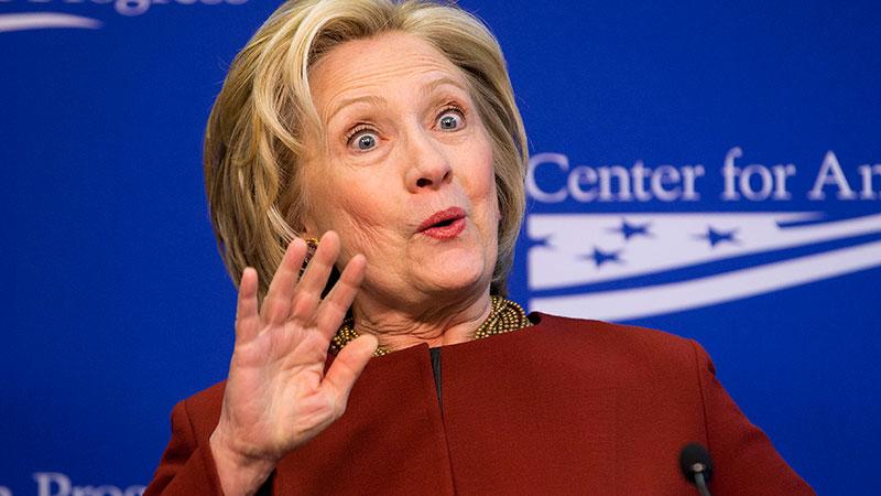 Hackare försökte komma över Hillary Clintons privata mejlkonto.