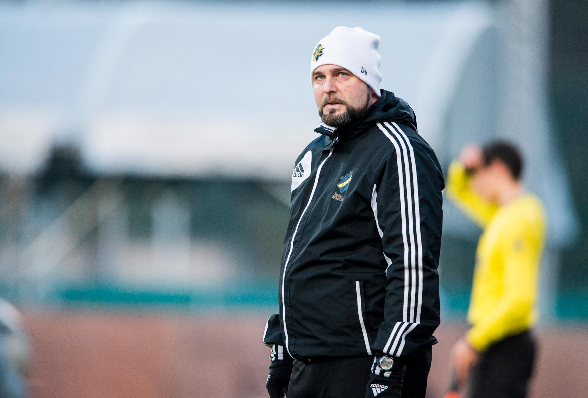 Peter Wennberg blir assisterande tränaare i AIK.