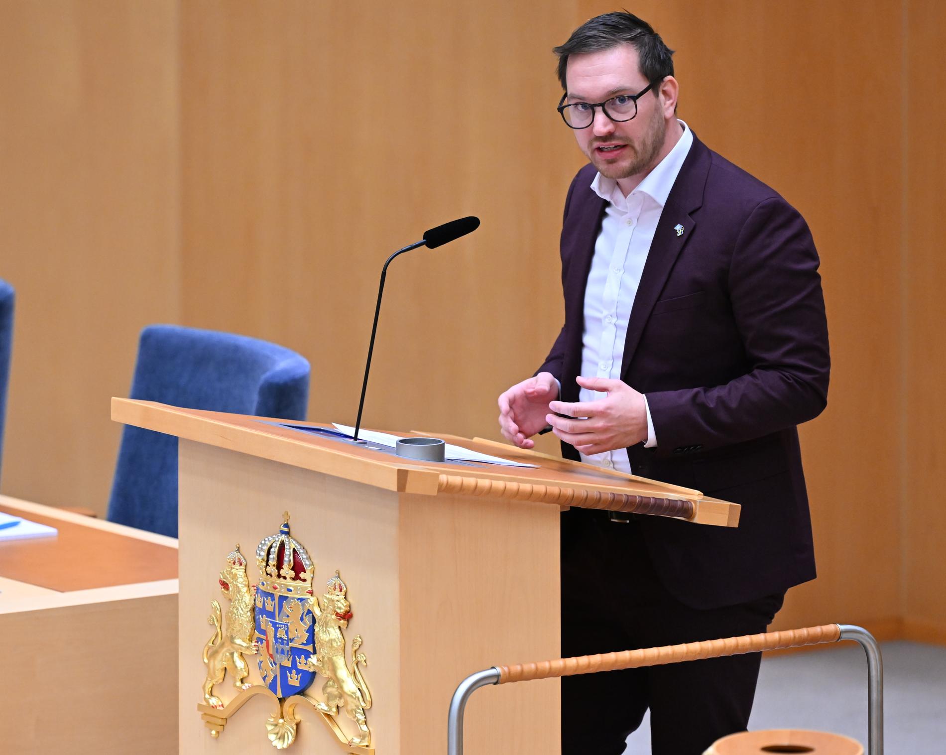 Håkan Svenneling, utrikespolitisk talesperson för Vänsterpartiet, vid en tidigare debatt.