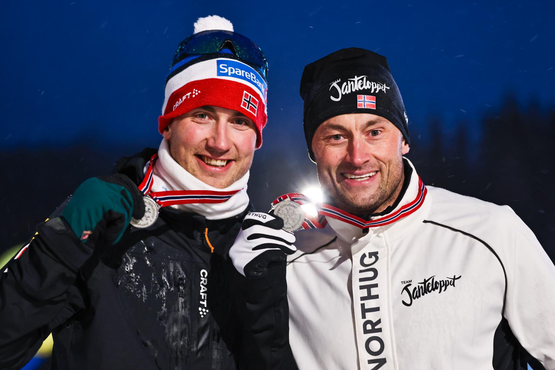 Even Northug och Petter Northug tog silver.