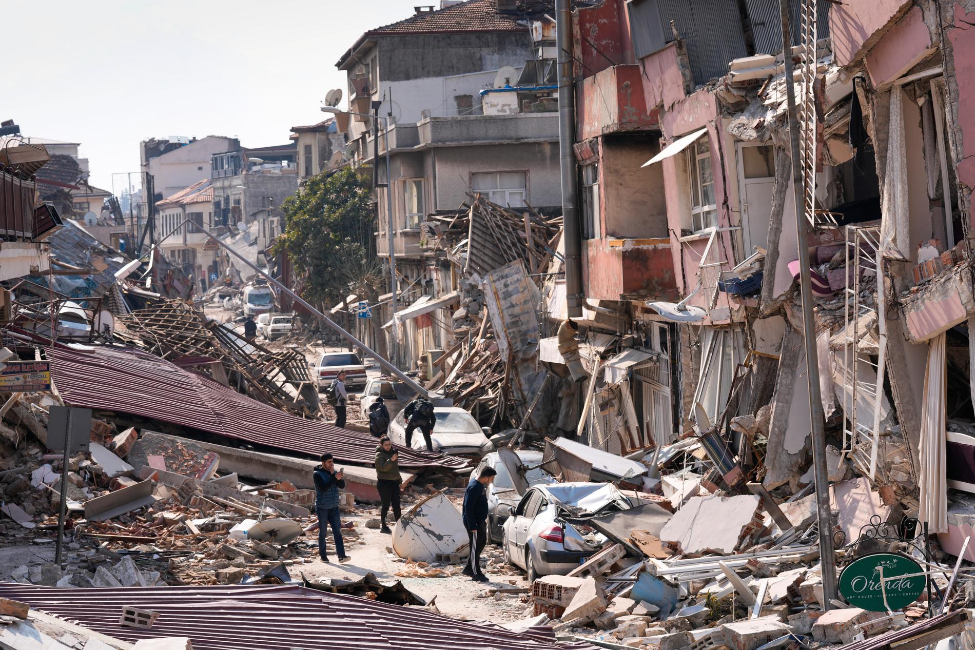 Förödelsen efter jordbävningen i Hatay i Turkiet.