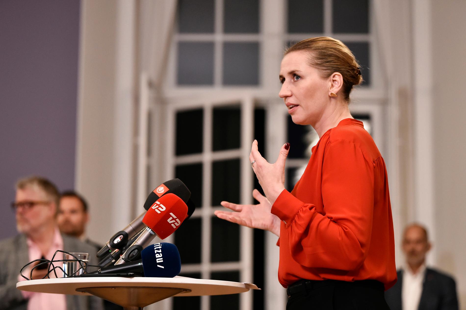 Mette Frederiksen, partiledare för Socialdemokratiet, kommer att ta över som statsminister i Danmark och leda en enpartiregering i minoritet med stöd av Radikale Venstre, Enhedslisten och Socialistisk Folkeparti.
