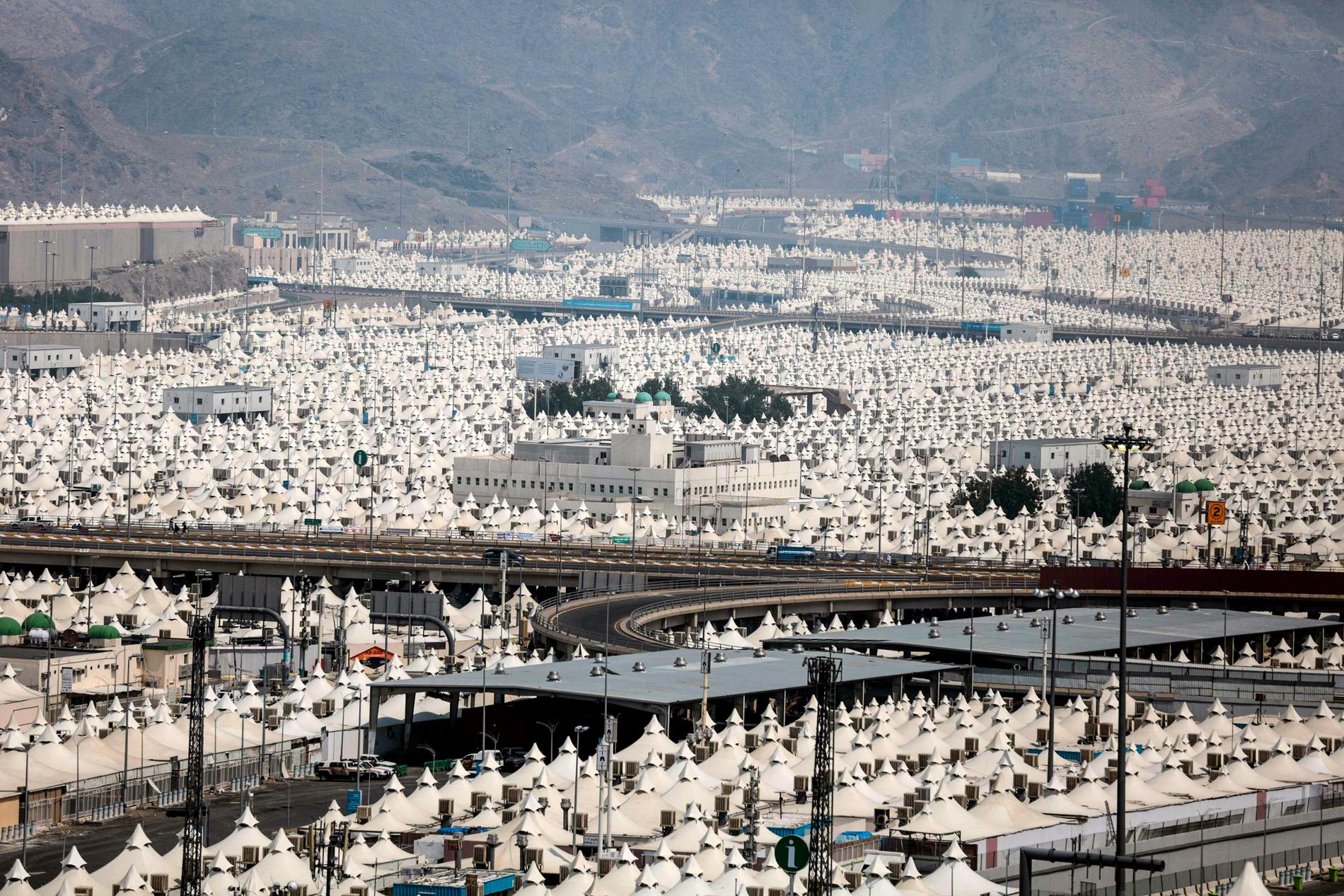 Tältstaden i Mina i utkanten av Mecka där 160 000 av pilgrimerna bor under hajj.