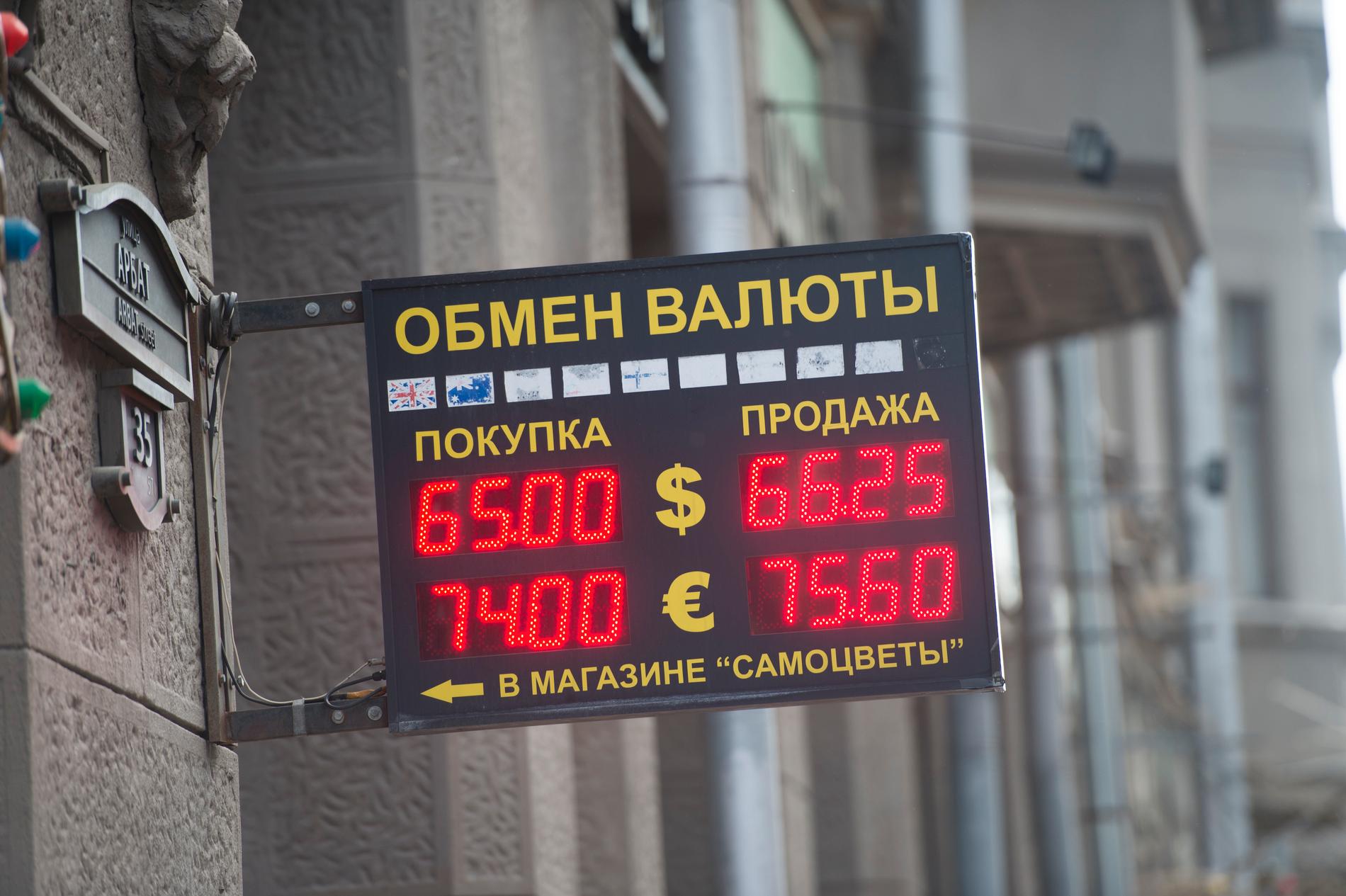  Den ryska ekonomin hotas på sikt av kollaps. 