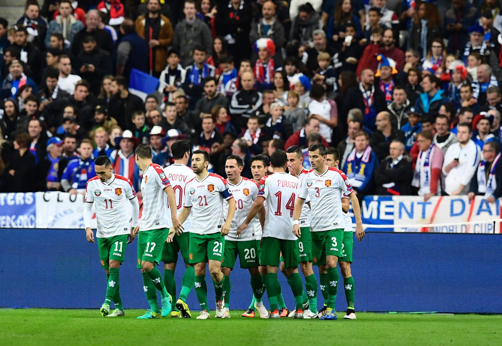 Bulgariskt jubel efter 1-0-målet borta mot Frankrike.