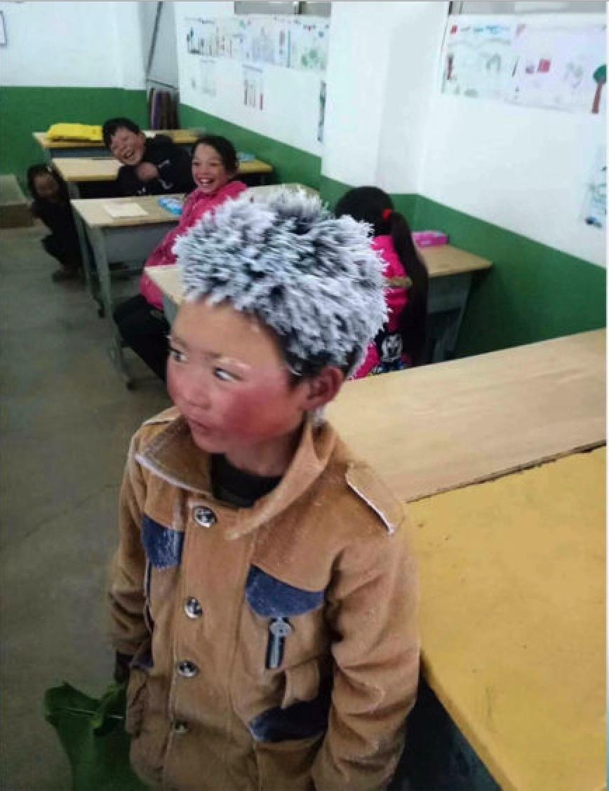 Wang Fuman promenerad en timme till skolan i −9 grader.